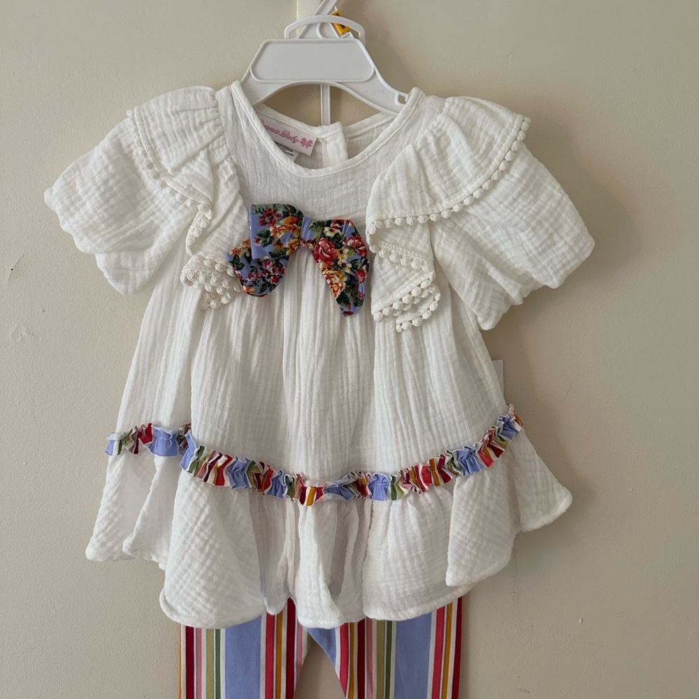 Bonnie baby 12 month ruffle top and capris NEW WITH TAGS